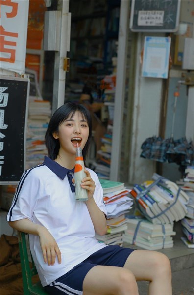 Cơ Sở Đặt May, In Áo Thun Đồng Phục Cao Cấp Cho Nữ Tại Hà Nội